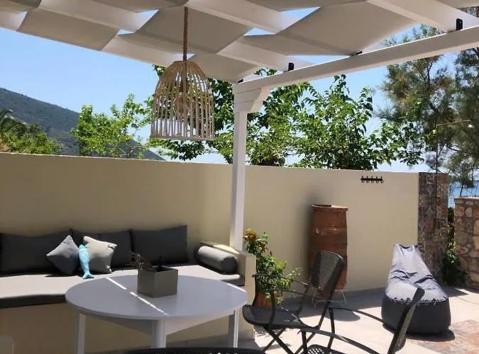 Сasa de vacaciones Akrogiali House